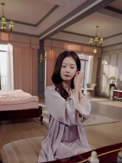 拱手江河讨你欢